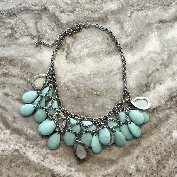 Statement necklace - Picture 2 of 2